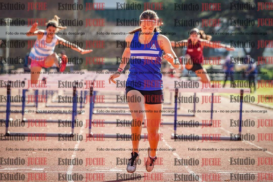Fotos de los 80 m con vallas de mujeres - U16