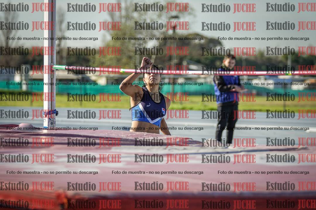 Fotos del salto en alto de mujeres - heptatlón 2
