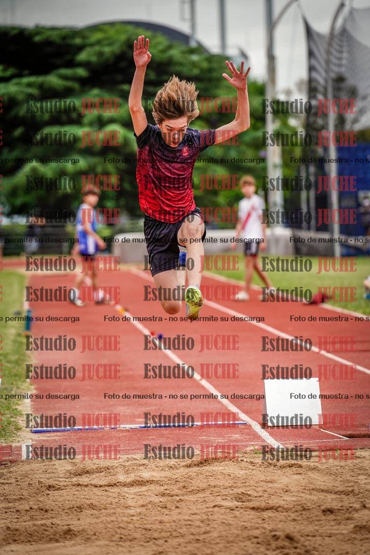 Fotos del salto en largo de varones - U14