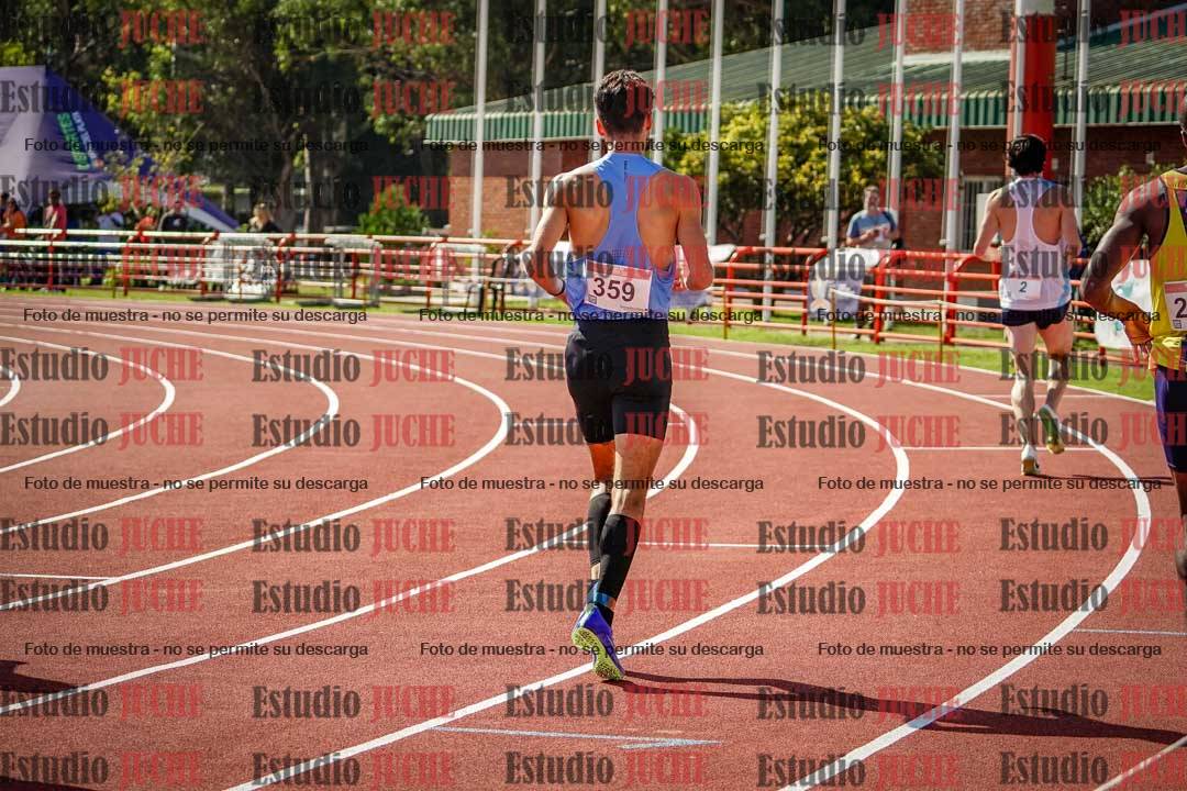 Fotos de los 100 m llanos de varones - deca 1