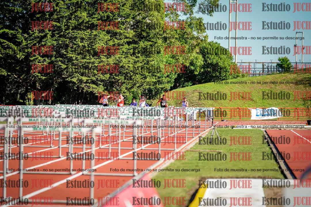 Fotos de los 100 m con vallas de varones - deca 6