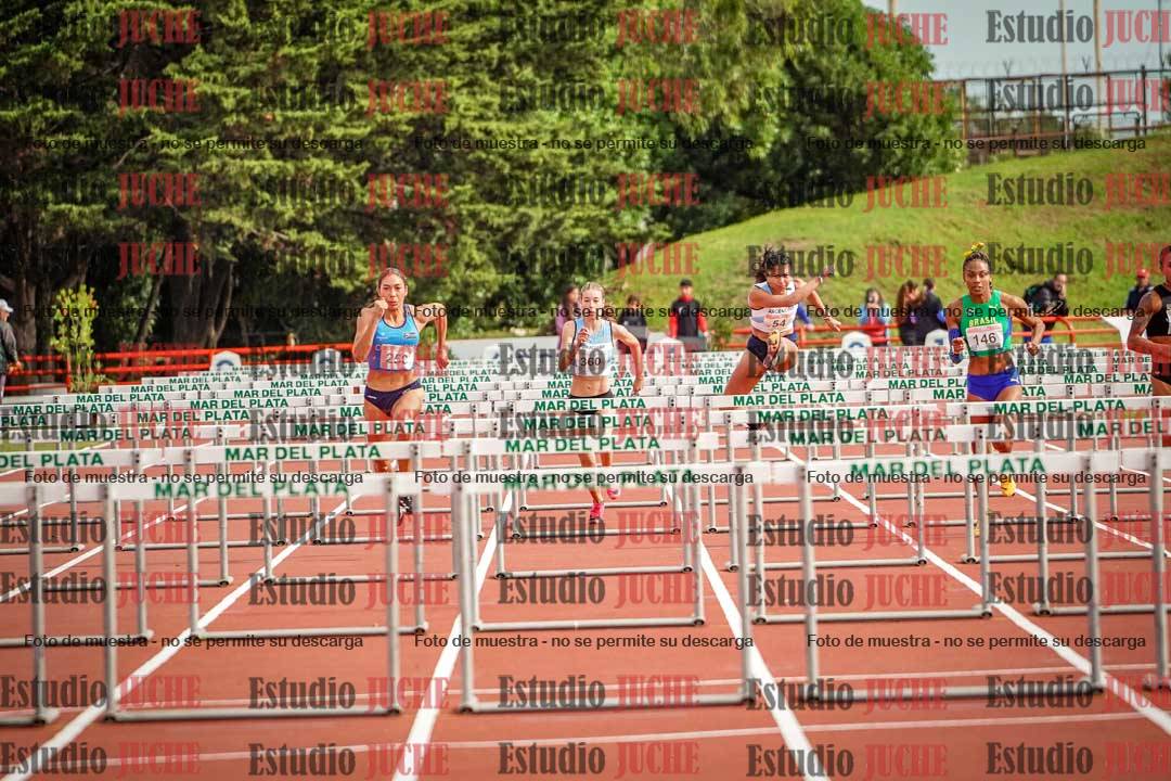 Fotos de los 100 m con vallas de mujeres