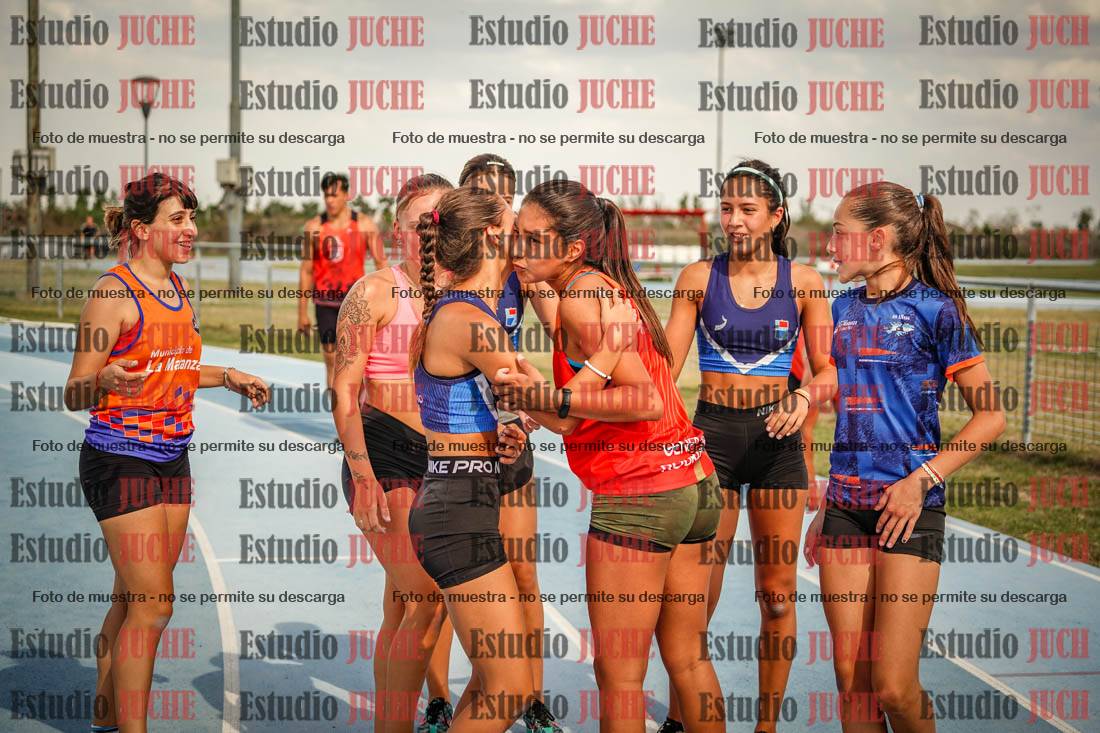 Fotos de algunos podios y extras del torneo