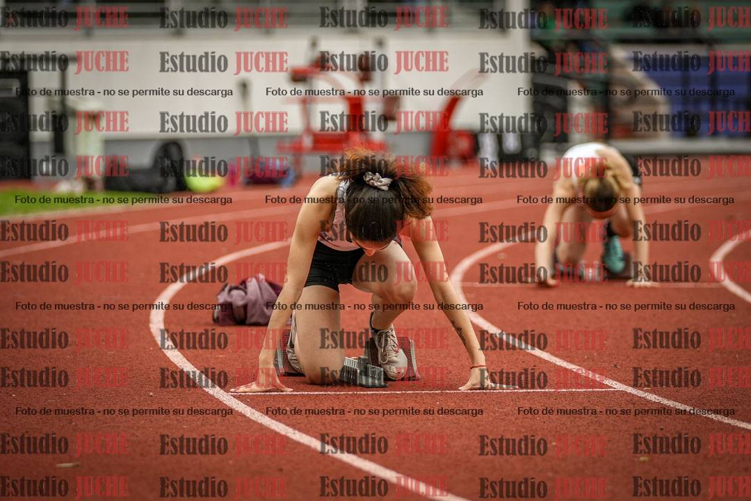 Fotos de los 400 m con vallas de mujeres