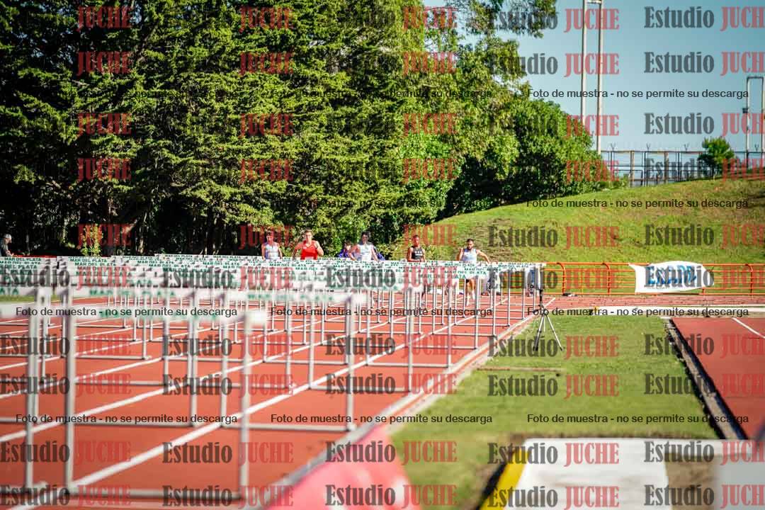 Fotos de los 100 m con vallas de varones - deca 6