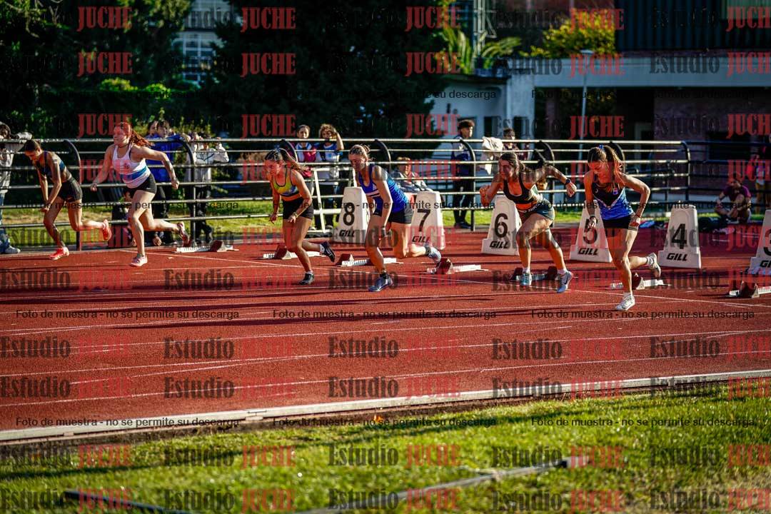 Fotos de los 100 m con vallas de mujeres
