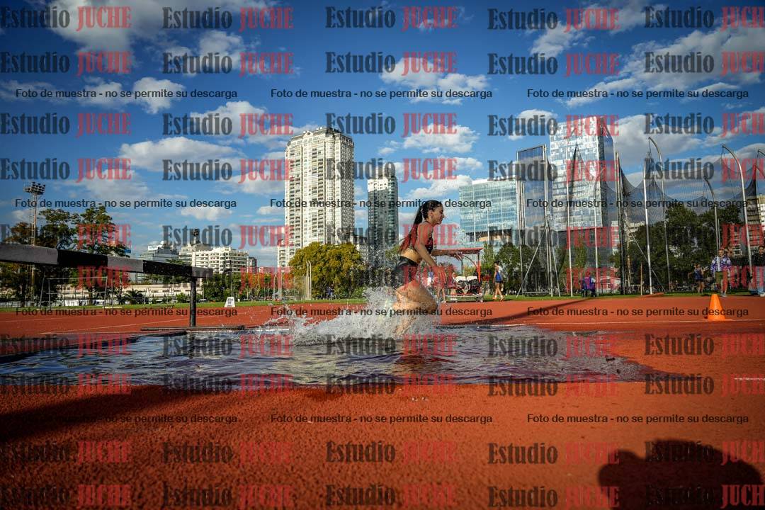 Fotos de los 2000 m con obstáculos de mujeres