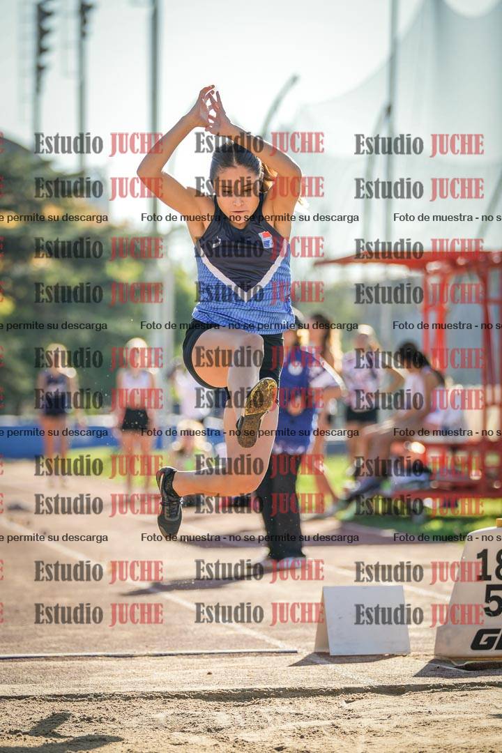 Fotos del salto en largo de mujeres - incluye U16