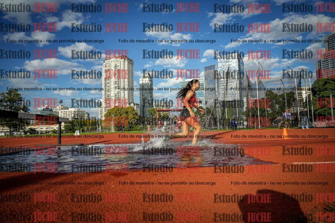 Fotos de los 2000 m con obstáculos de mujeres