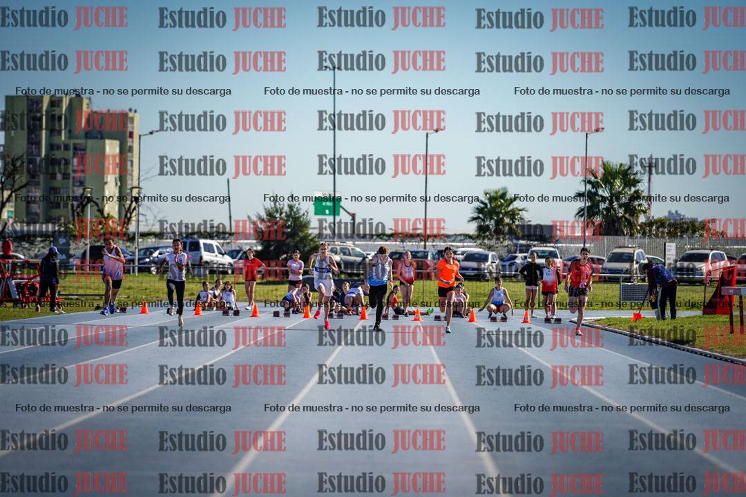Fotos de los 80 m llanos de mujeres