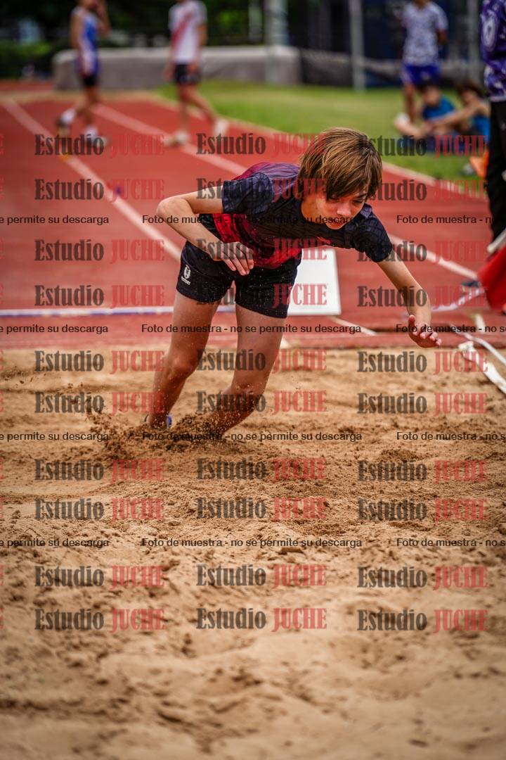 Fotos del salto en largo de varones - U14