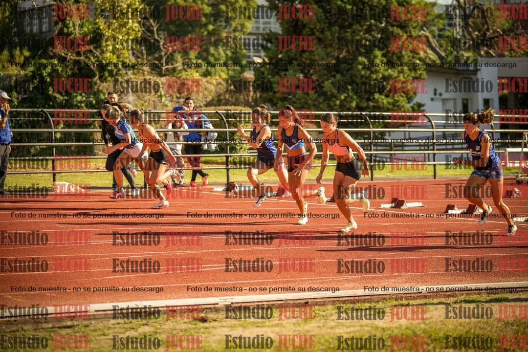 Fotos de los 100 m con vallas de mujeres