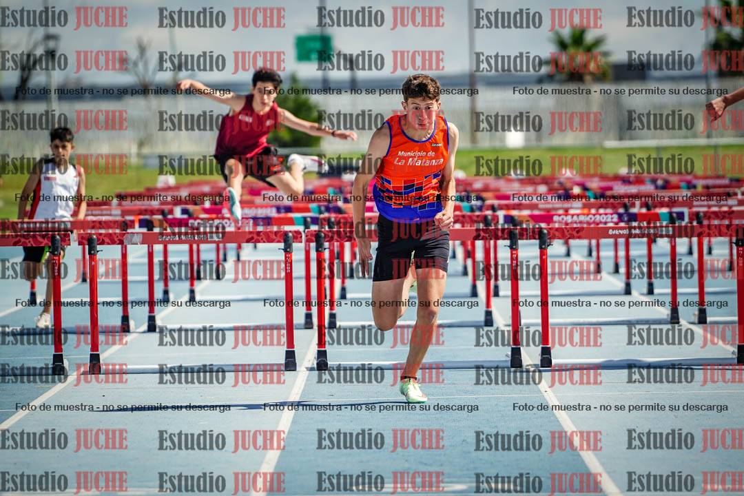 Fotos de los 80 m con vallas de varones