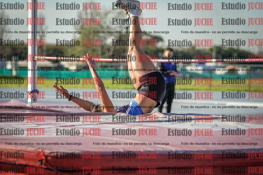 Fotos del salto en alto de mujeres - heptatlón 2