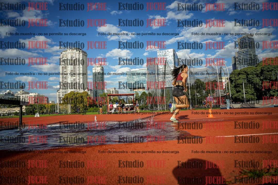 Fotos de los 2000 m con obstáculos de mujeres