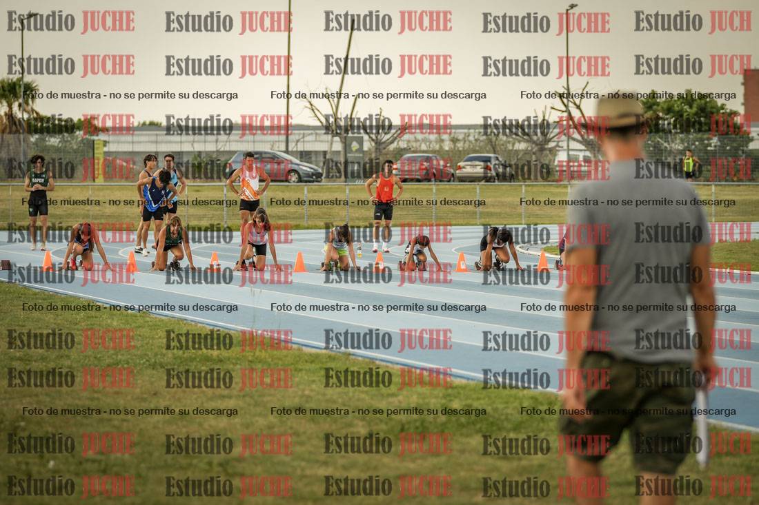Fotos de los 80 m llanos de mujeres