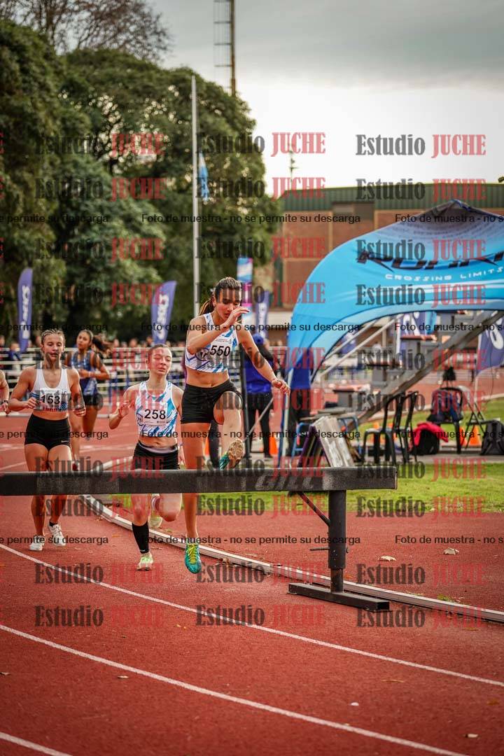Fotos de los 2000 m con obstáculos de mujeres