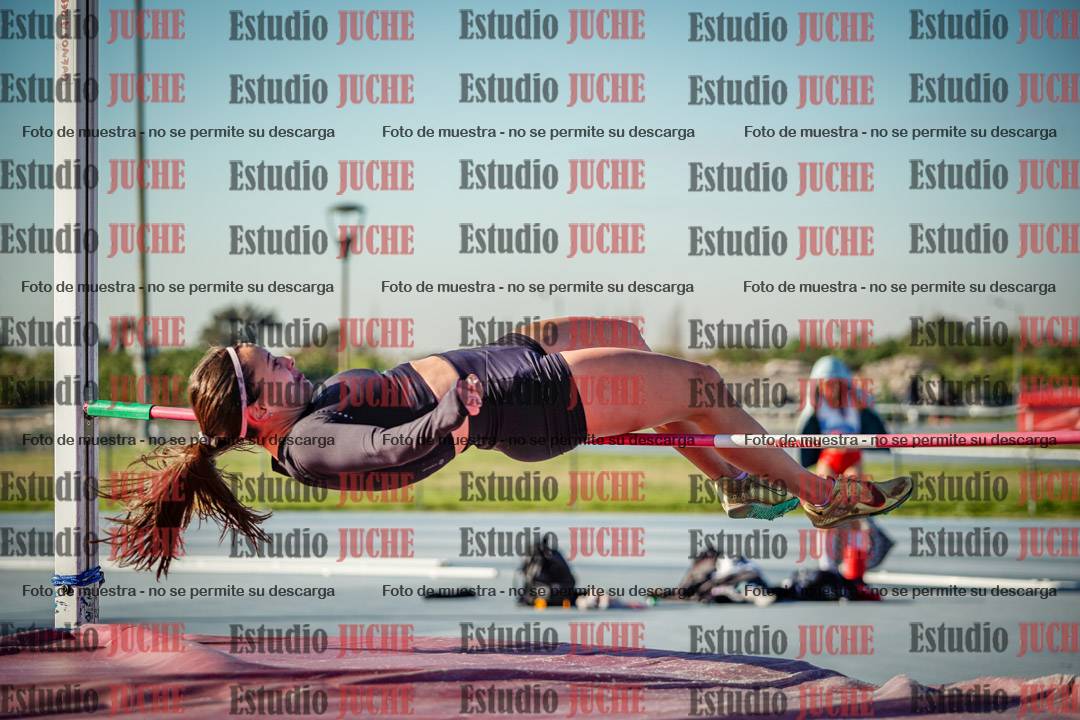 Fotos del salto en alto de mujeres - heptatlón 2