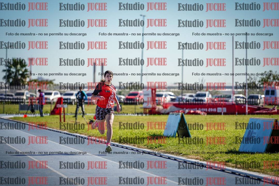 Fotos de los 80 m llanos de mujeres