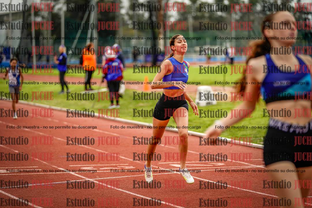 Fotos de los 295 m con vallas de mujeres