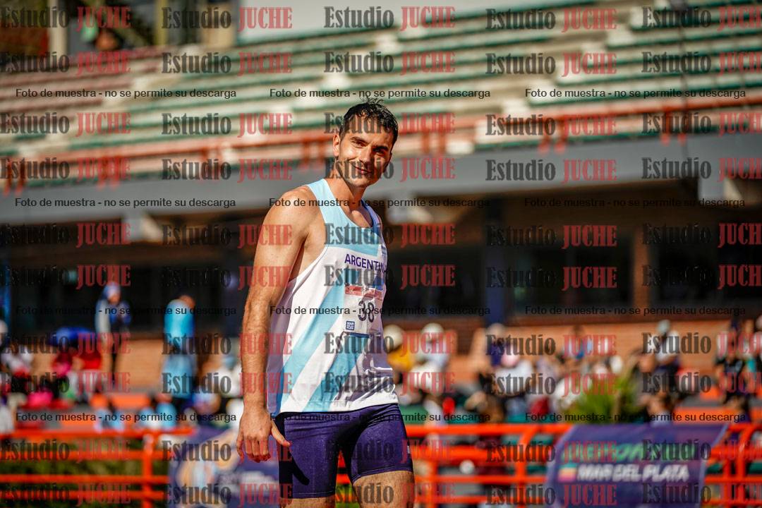 Fotos de algunos extras y podios del día 1