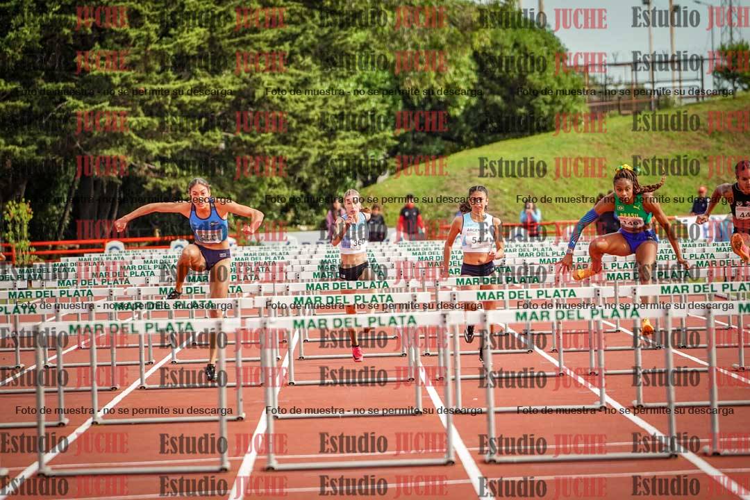Fotos de los 100 m con vallas de mujeres