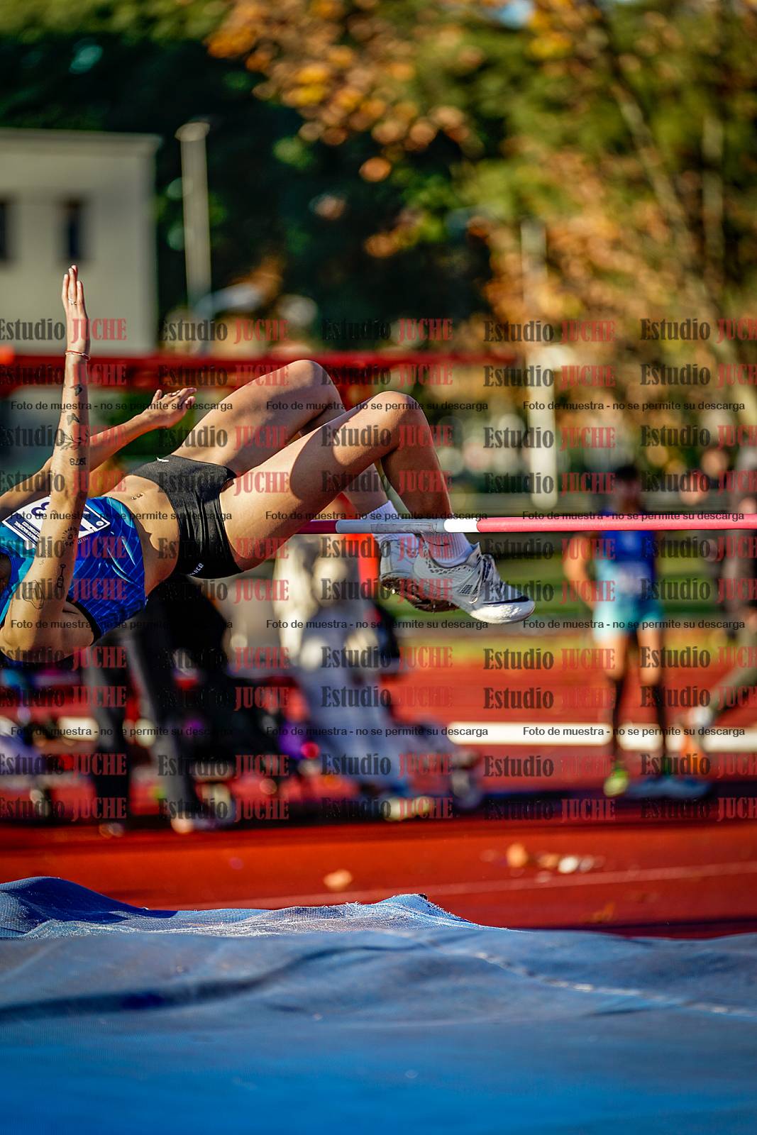 Fotos del salto en alto de mujeres