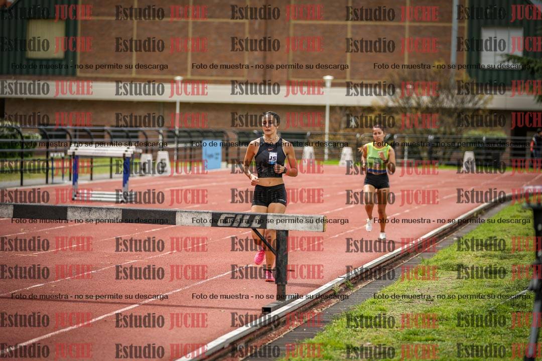 Fotos de los 2000 m con obstáculos de mujeres