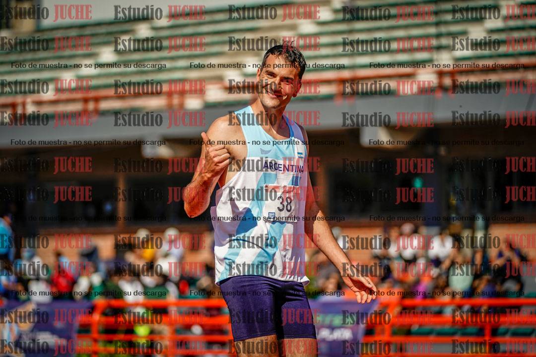 Fotos de algunos extras y podios del día 1