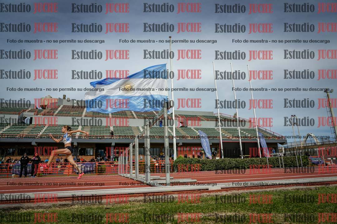 Fotos de los 100 m con vallas de mujeres