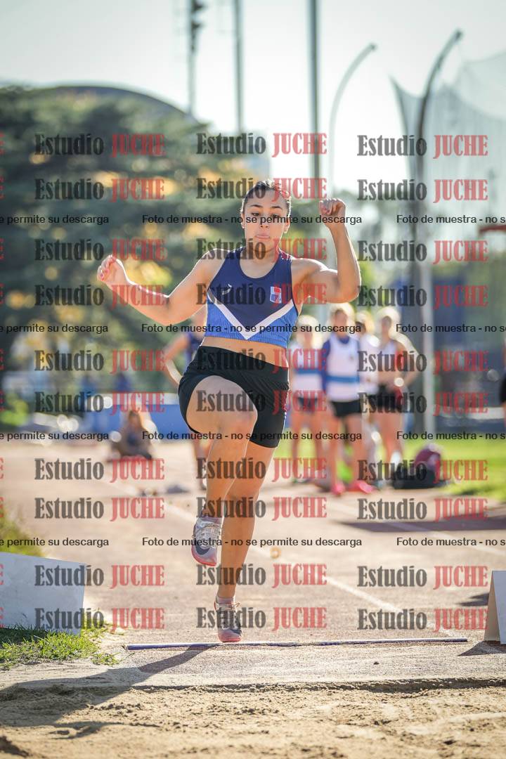 Fotos del salto en largo de mujeres - incluye U16