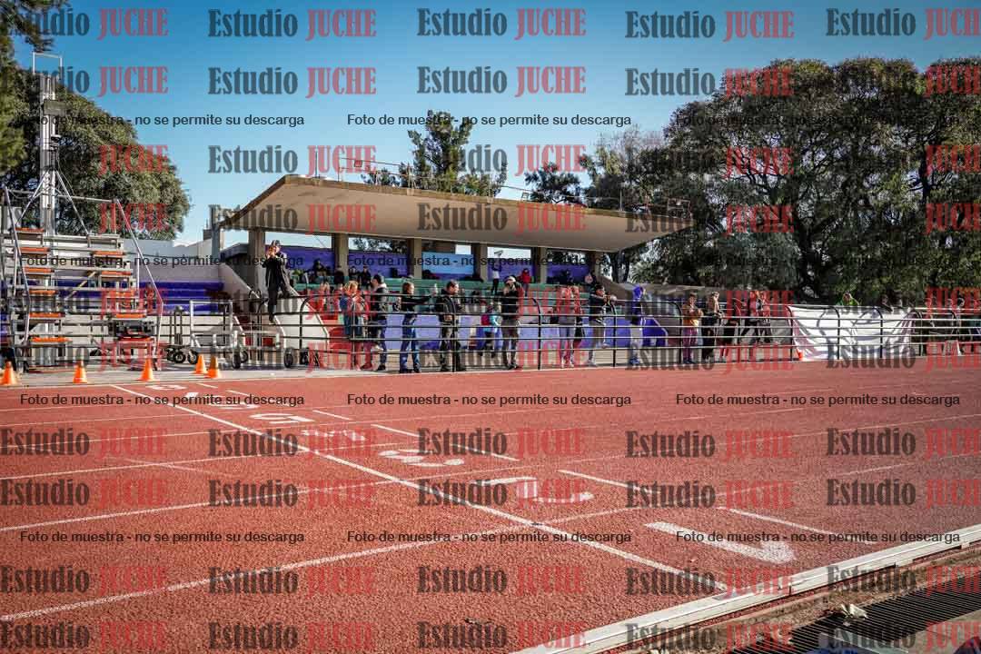 Fotos de los 400 m con vallas de varones