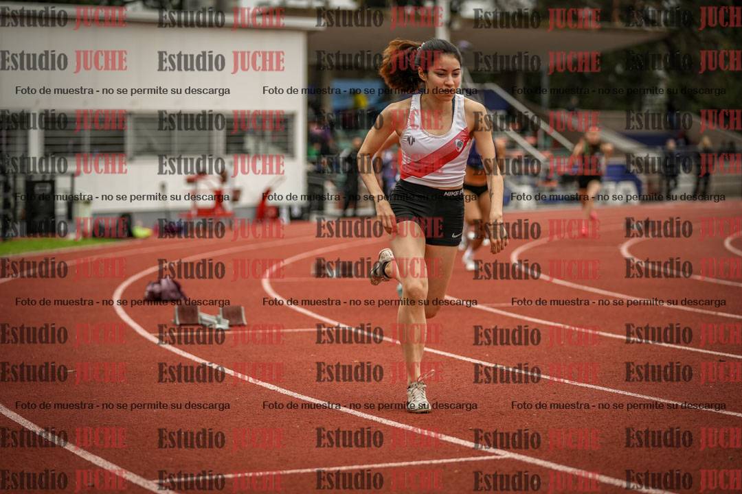 Fotos de los 400 m con vallas de mujeres
