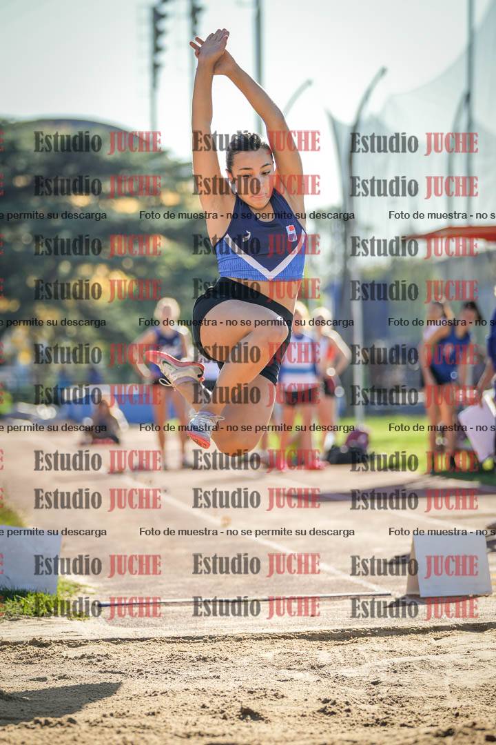 Fotos del salto en largo de mujeres - incluye U16