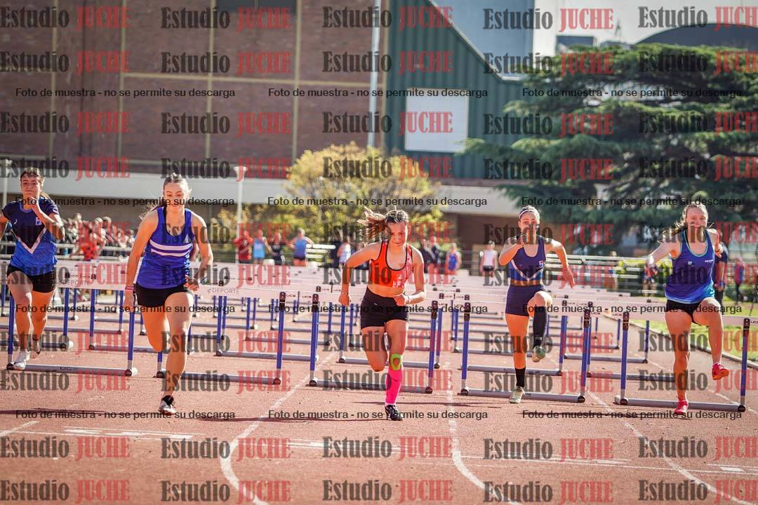 Fotos de los 80 m con vallas de mujeres - serie 1