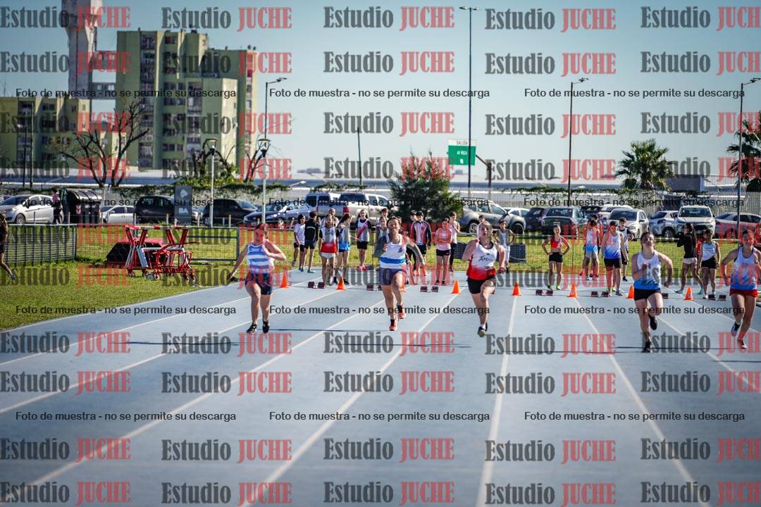 Fotos de los 80 m llanos de mujeres