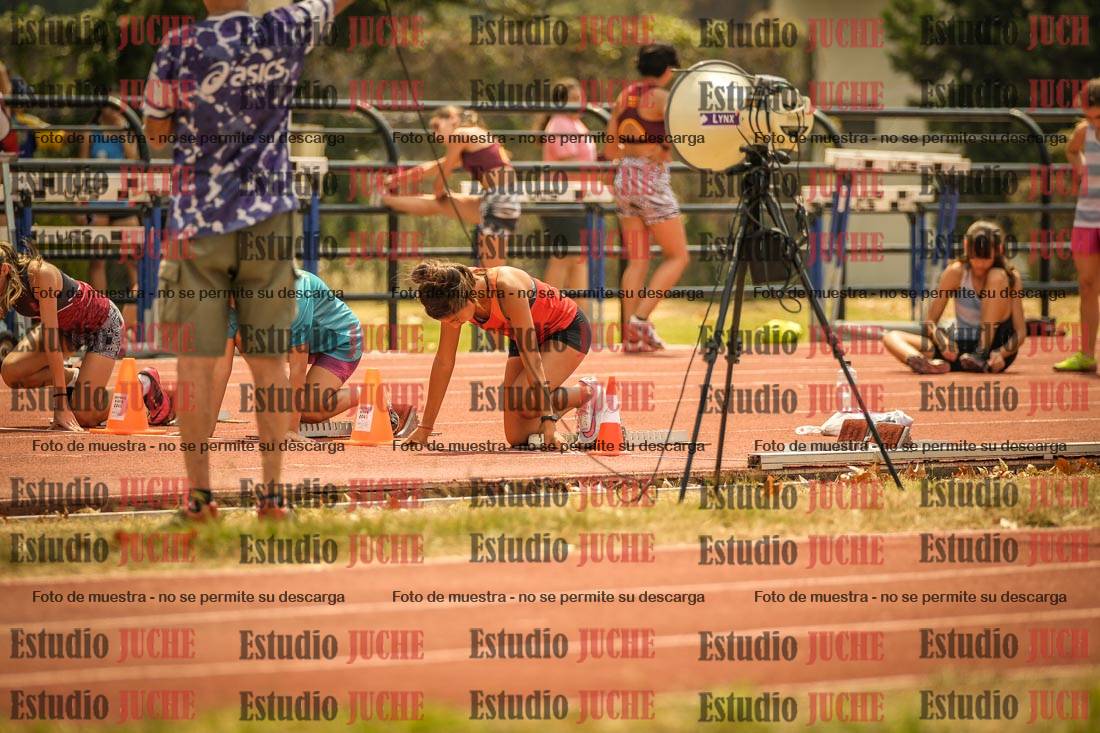 Fotos de los 80 m llanos de mujeres