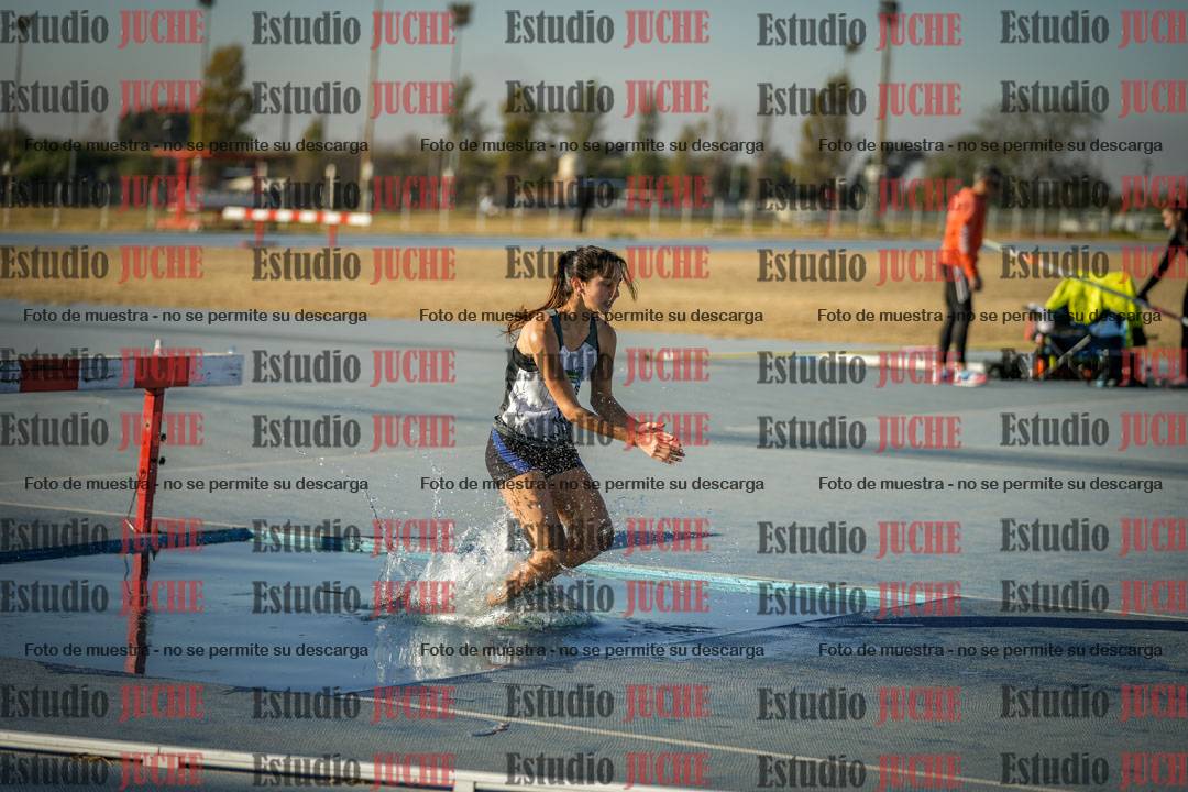 Fotos de los 2000 m con obstáculos de mujeres