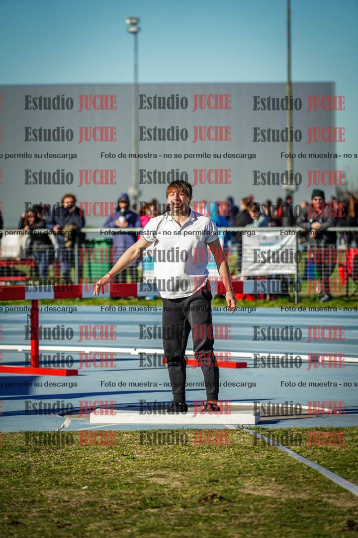 Fotos del lanzamiento de bala de varones todas las categorías (incluye combinadas)
