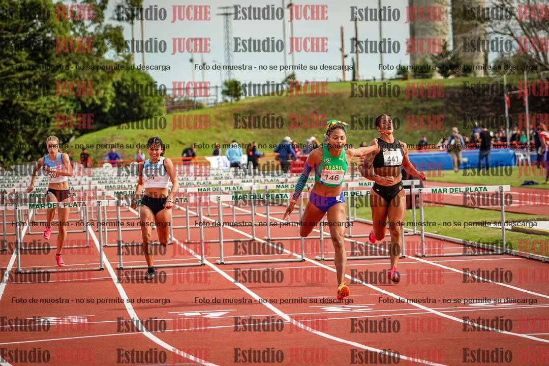 Fotos de los 100 m con vallas de mujeres
