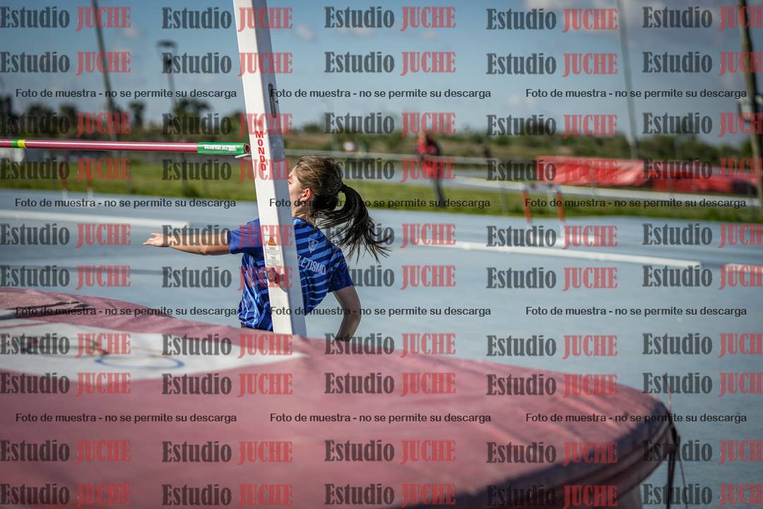 Fotos del salto en alto de mujeres