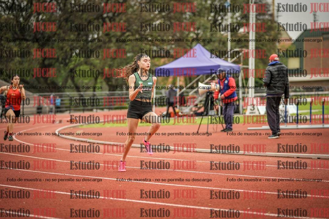 Fotos de los 400 m con vallas de mujeres