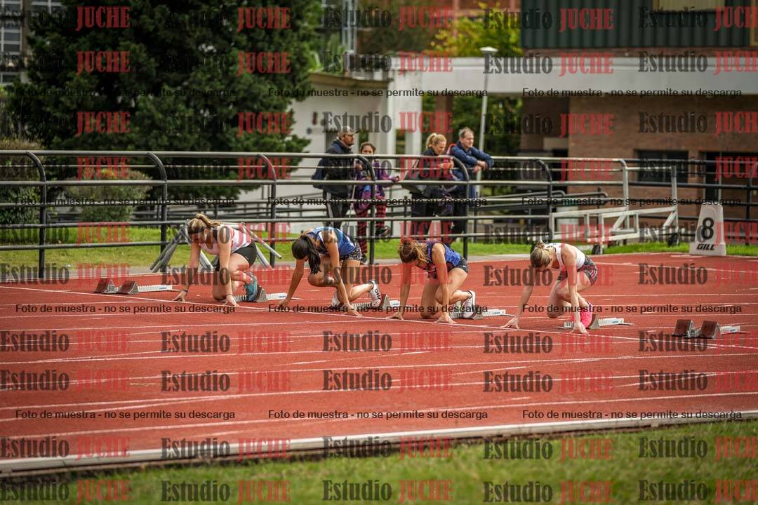 Fotos de los 100 m con vallas de mujeres