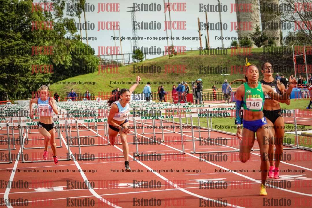 Fotos de los 100 m con vallas de mujeres
