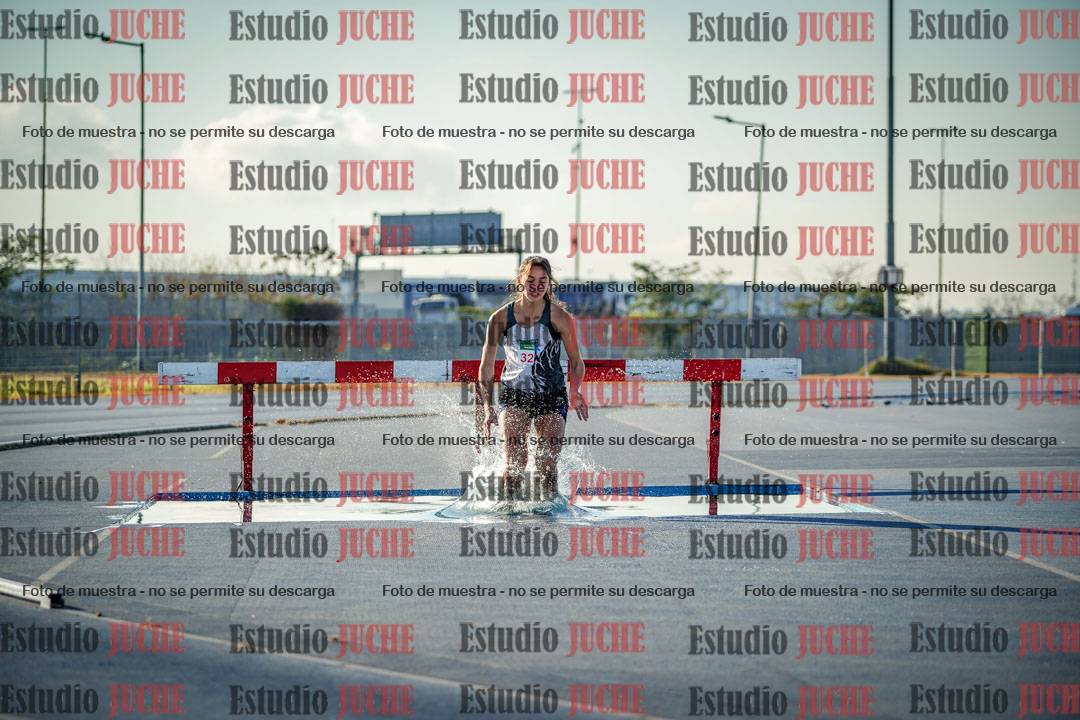 Fotos de los 2000 m con obstáculos de mujeres