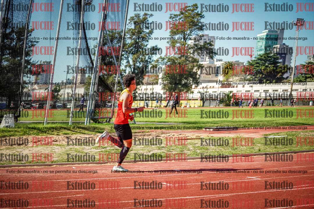 Fotos de los 295 m con vallas de varones