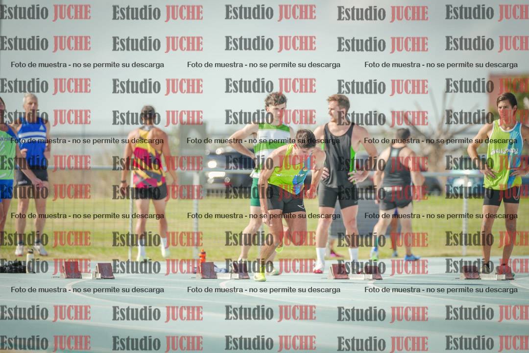 Fotos de los 100 m llanos de varones