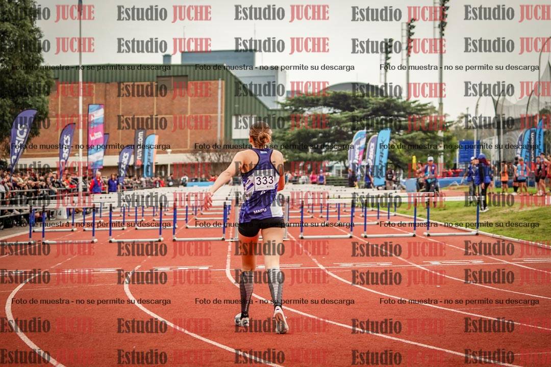 Fotos de los 100 m con vallas de mujeres