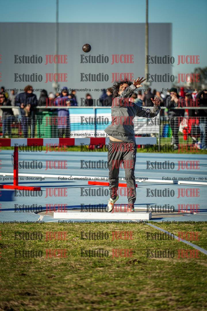 Fotos del lanzamiento de bala de varones todas las categorías (incluye combinadas)