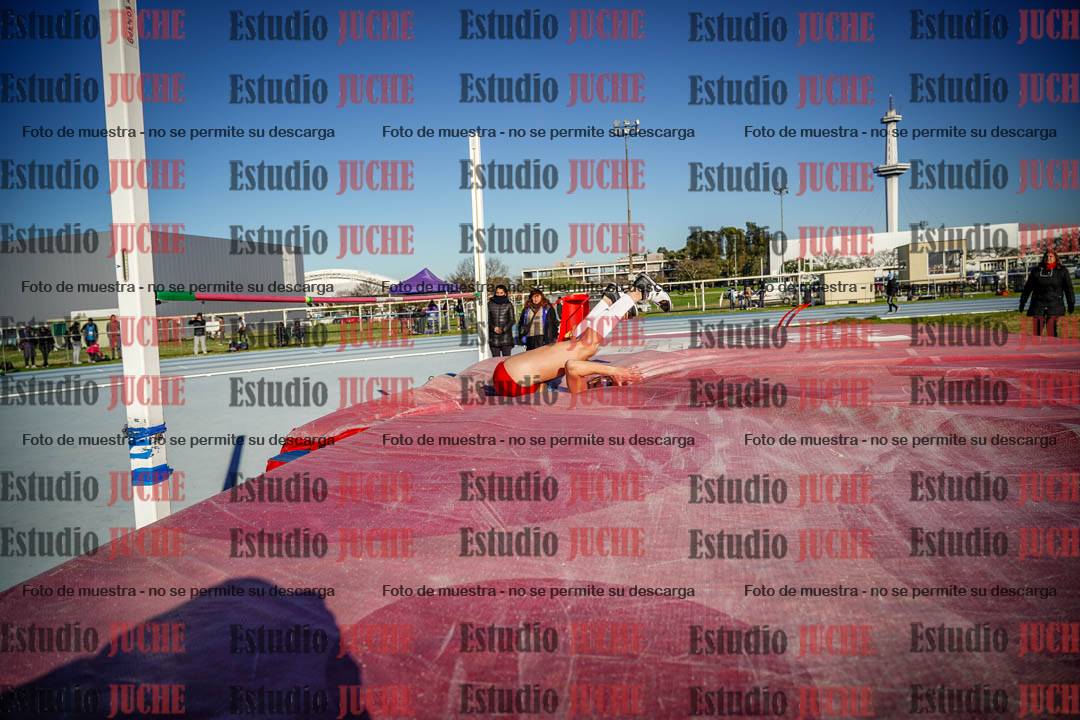 Fotos del salto en alto de mujeres - heptatlón 2